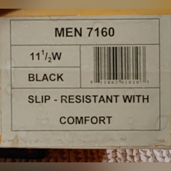 NIB GENUINE GRIP Men's Boots SIZE 11.5W / #058 - Picture 9 of 9